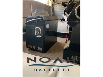 Noah Battelli Noah 29