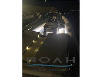 Noah Battelli Noah 29