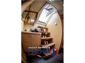 LAGOON 52F