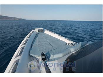 Ranieri 330 Executive