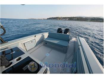 Ranieri 330 Executive