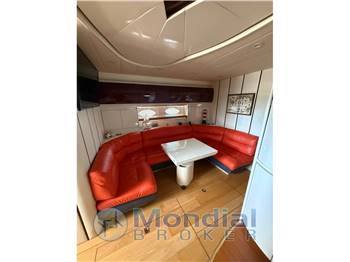 Pershing 60