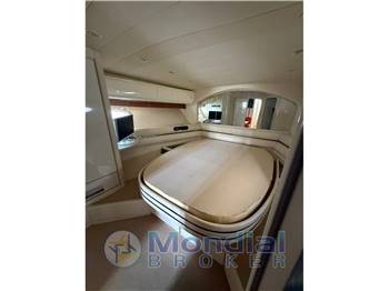 Pershing 60