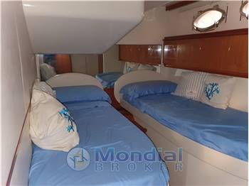 Pershing 50