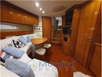 Pershing 50