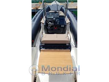 Capelli Tempest 775