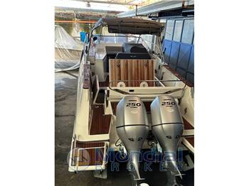 Beneteau 8.8 Flyer Sundeck