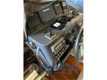 Beneteau 8.8 Flyer Sundeck
