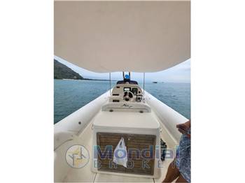 Black Yacht 33