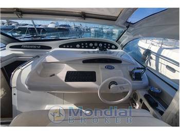 Pershing 48
