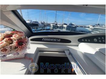 Pershing 48