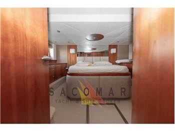 Sunseeker Predator 62