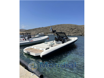 Technohull 40 Explorer