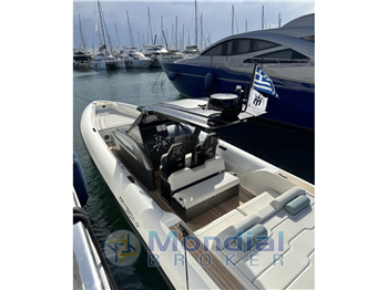 Technohull 40 Explorer