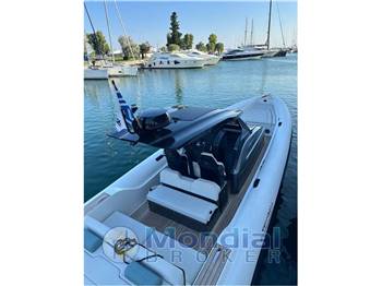 Technohull 40 Explorer