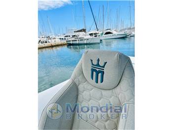 Technohull 40 Explorer