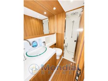 Solaris Power 48 Lobster