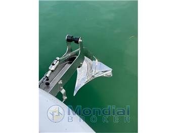 Solaris Power 44 Open