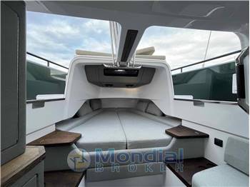 Axopar 37 Sun Top Brabus