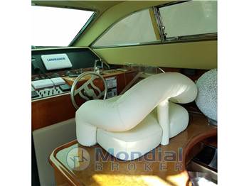 FERRETTI 55 FLY