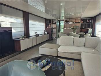 Ferretti Yachts 850
