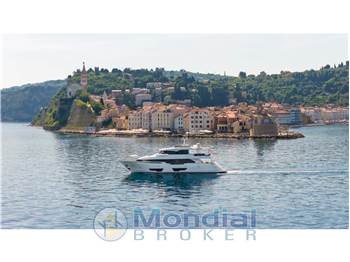 Custom Line Navetta 28