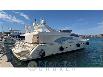 Ferretti Yachts 68