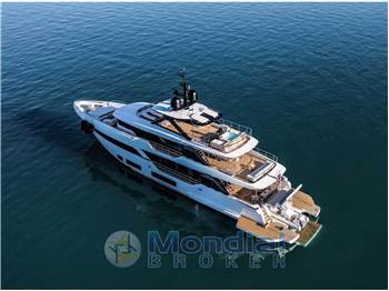 Custom Line Navetta 38