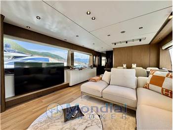 Ferretti Yachts 780