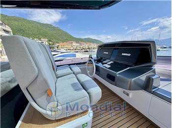 Ferretti Yachts 780