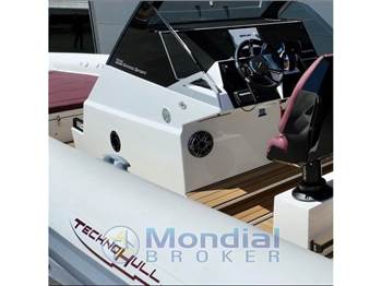 Technohull 38 Grand Sport