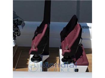 Technohull 38 Grand Sport