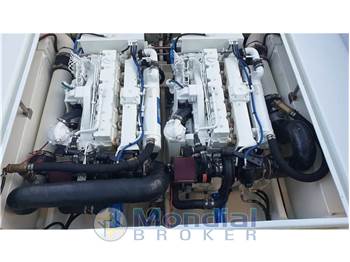 Magnum Marine MAGNUM 38 Flash Deck