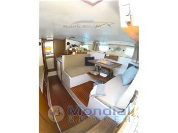 Magnum Marine 38 Flush Deck