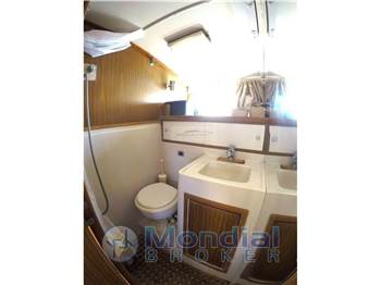 Magnum Marine 38 Flush Deck