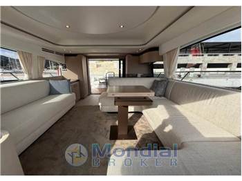 Azimut 53