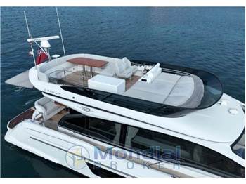 Azimut 53