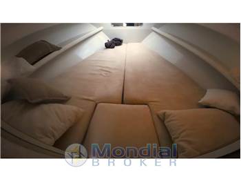 Tornado TORNADO 38 ( NATANTE )