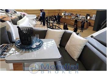 Azimut S 6  Sport fly