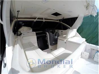 Tiara Yachts 3200 ( 2006 )
