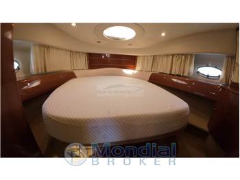 Princess Yachts V 46
