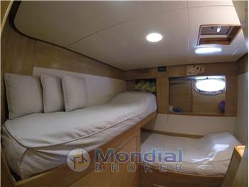 Magnum Marine 53' HT 3 Cabine