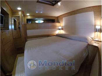 Magnum Marine 53' HT 3 Cabine