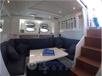 Itama 60 HT