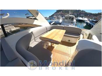 Princess Yachts V 46