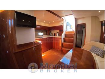 Princess Yachts V 46