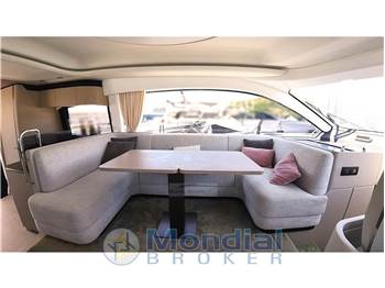 Azimut 53