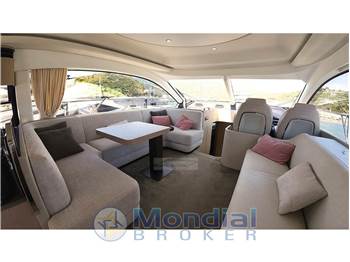 Azimut 53