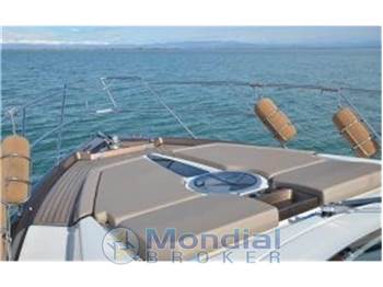 Cranchi M44 HT