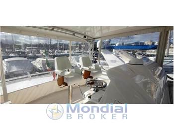 Bertram Yacht 630 Convertible